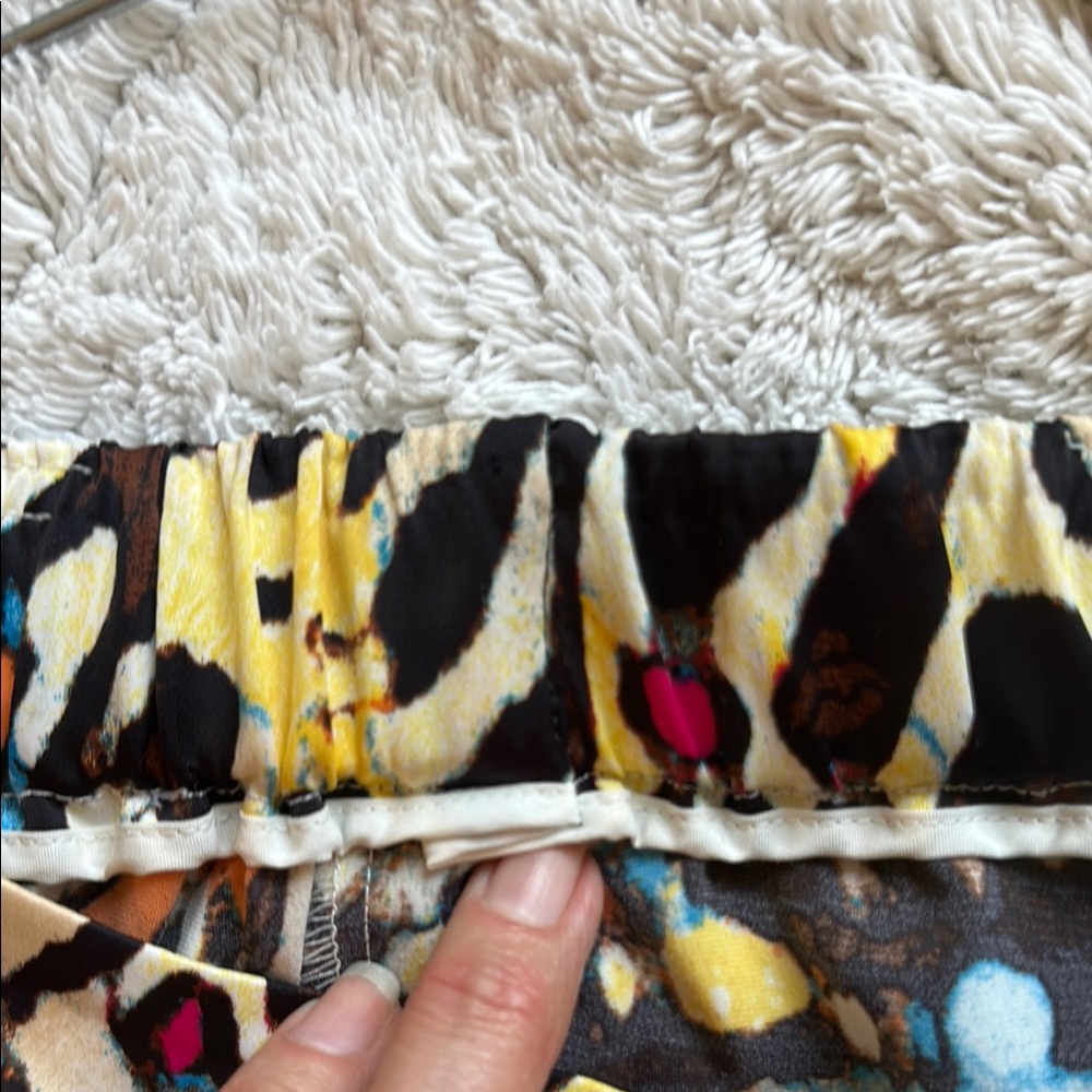 CHICOS Colorful Abstract Print Pants - Picture 5 of 8